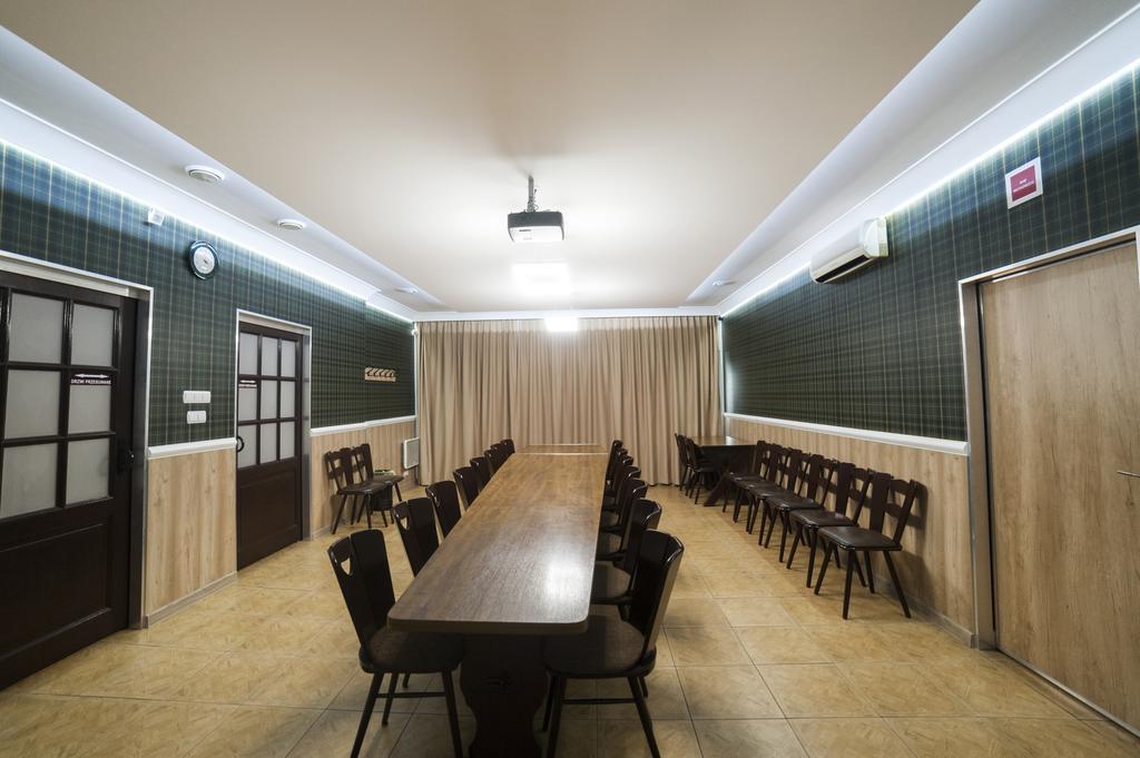 百利金酒店 Aleksandrów Łódzki 外观 照片