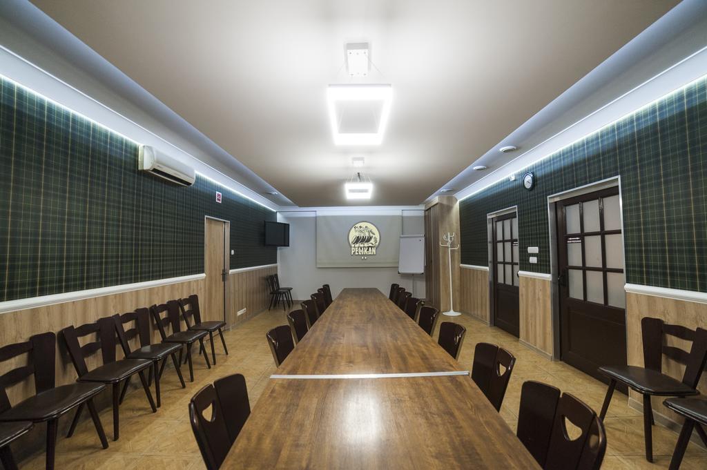 百利金酒店 Aleksandrów Łódzki 外观 照片